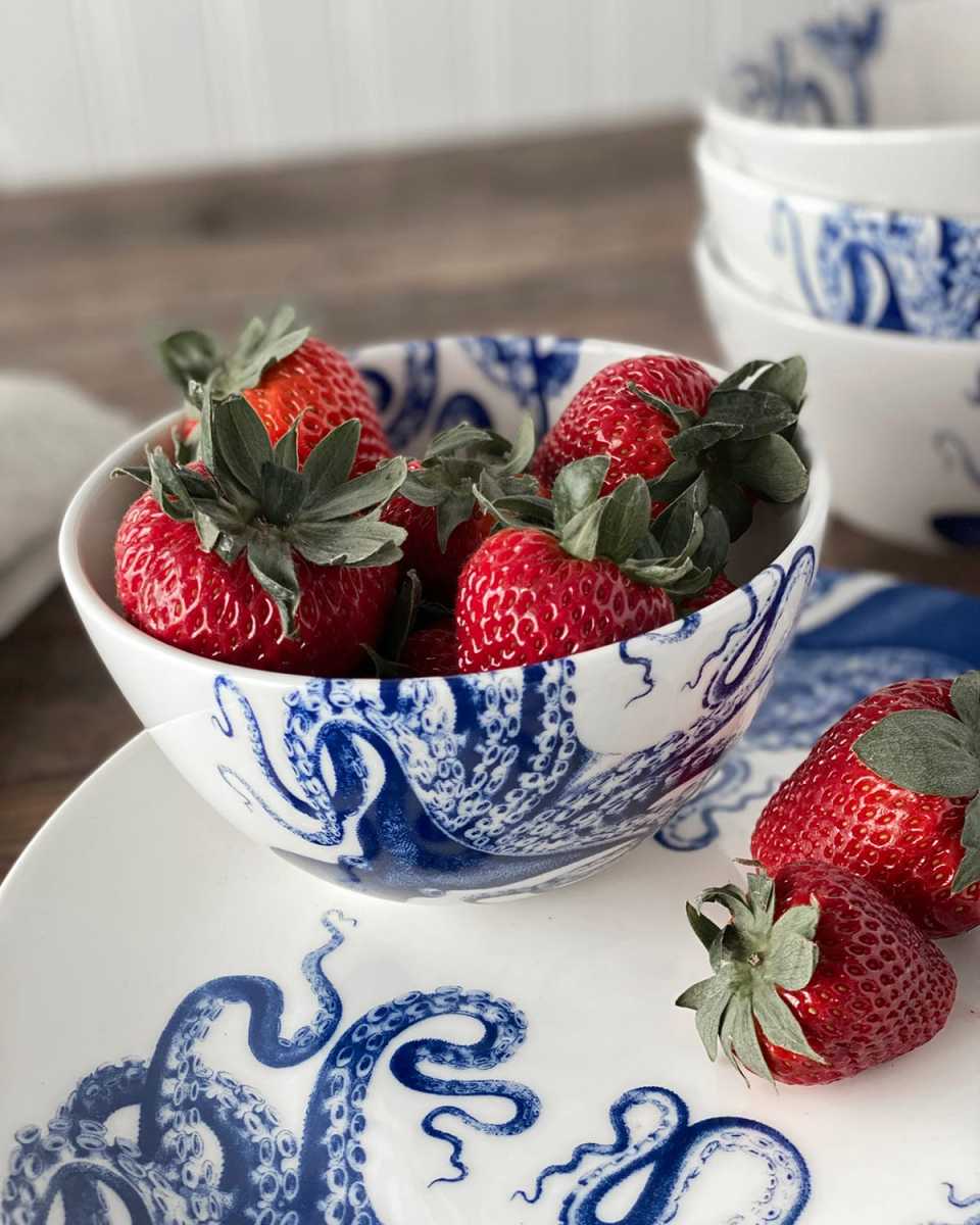 Blue Lucy Cereal Bowl, Set of 4